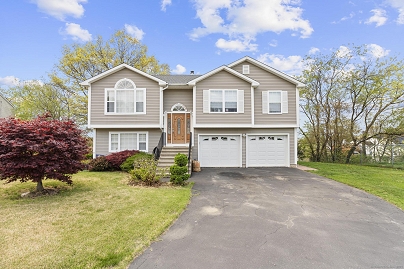 13 Woodcrest Dr, Waterbury, CT 06708 United States