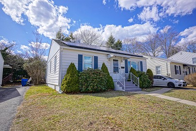 162 Carver St, Waterbury, CT 06708 United States