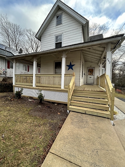 242 Madison St, Waterbury, CT 06706 United States