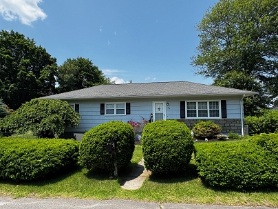 26 Oakleaf Dr, Waterbury, CT 06708 United States