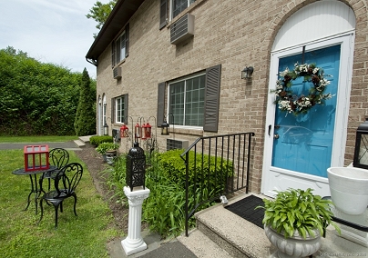 35 Mountain Village Rd Unit 15, Waterbury, CT 06706 United States