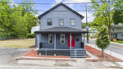 38 Bronson St, Waterbury, CT 06704 United States