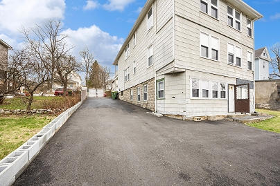 58 Beech St, Waterbury, CT 06704 United States