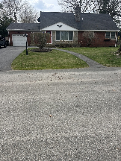 70 Oakridge Rd, Waterbury, CT 06706 United States