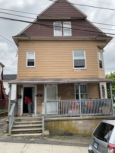74 Branch St, Waterbury, CT 06704 United States