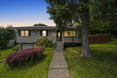 8 Cornfield Rd, Waterbury, CT 06704 United States