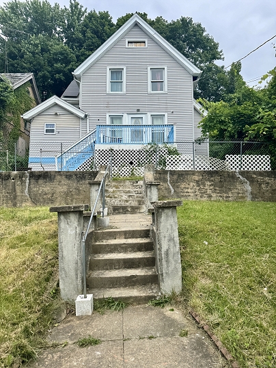 81 Easton Ave, Waterbury, CT 06704 United States