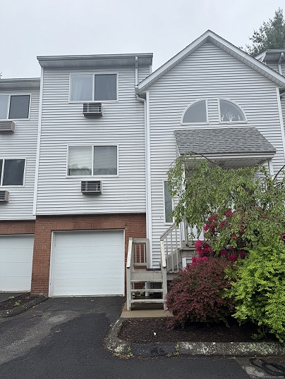 925 Oronoke Rd Unit 12G, Waterbury, CT 06708 United States