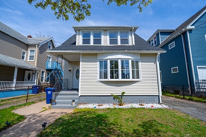 119 Thomas St, West Haven, CT 06516 United States