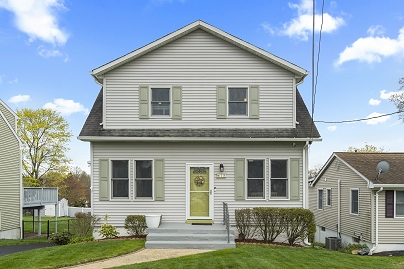 18 Lawncrest Rd, West Haven, CT 06516 United States