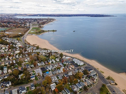 45 Arlington St, West Haven, CT 06516 United States