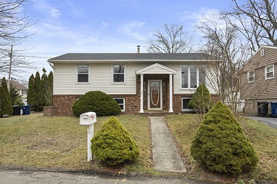 59 Swampscott St, West Haven, CT 06516 United States