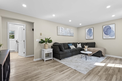13 Williams Ct, Wolcott, CT 06716 United States