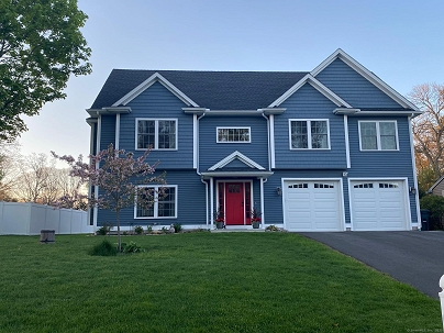 16 Catherine Dr, Wolcott, CT 06716 United States