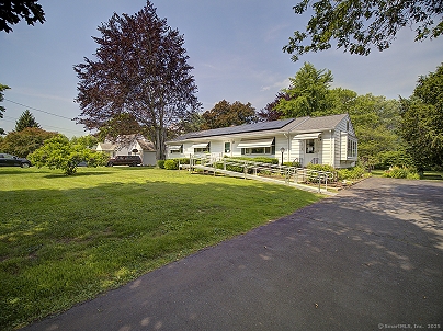 1753 Litchfield Tpke, Woodbridge, CT 06525 United States