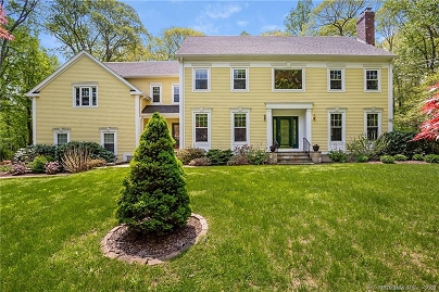 56 Grouse Ln, Woodbridge, CT 06525 United States