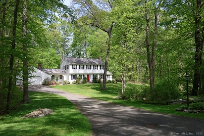 7 Indian Trl, Woodbridge, CT 06525 United States