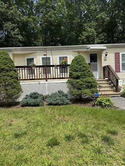 33 Colchester Cmns, Colchester, CT 06415 United States
