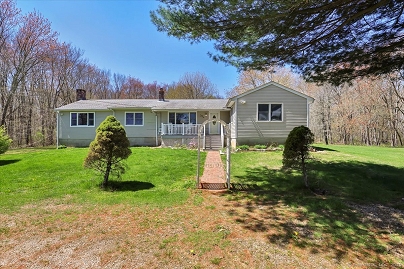 572 Westchester Rd, Colchester, CT 06415 United States