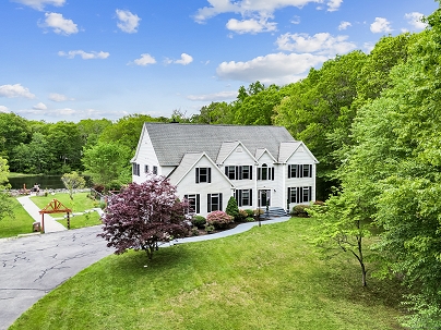 19 Cedarbrook Ln, East Lyme, CT 06333 United States