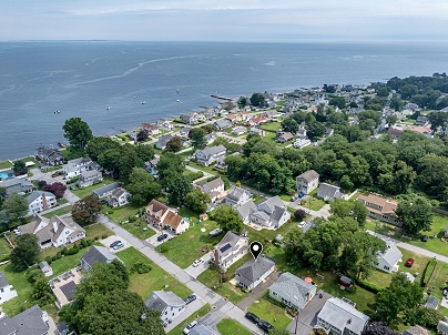 24 Sea Crest Ave, East Lyme, CT 06357 United States