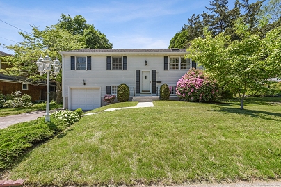 205 Ocean View Ave, Groton, CT 06355 United States