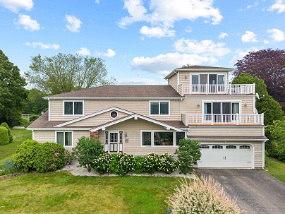 224 Neptune Dr, Groton, CT 06340 United States