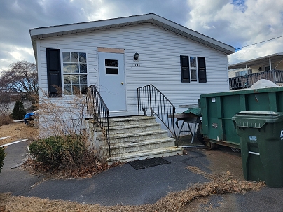 34 D St, Groton, CT 06340 United States