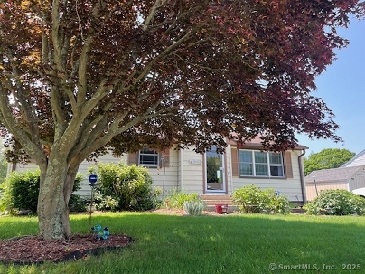 69 Brookside Ln, Groton, CT 06340 United States