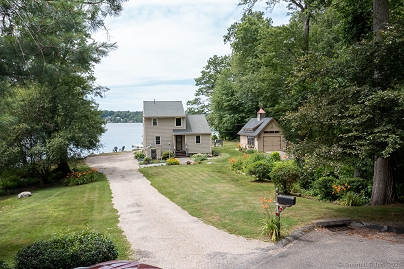 6 Deepwood Dr, Lebanon, CT 06249 United States