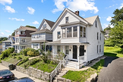 69 West St, New London, CT 06320 United States