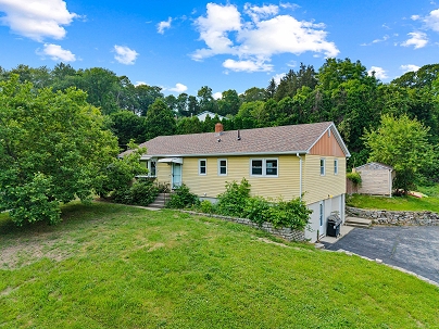 24 Ledgewood Ct, Norwich, CT 06360 United States