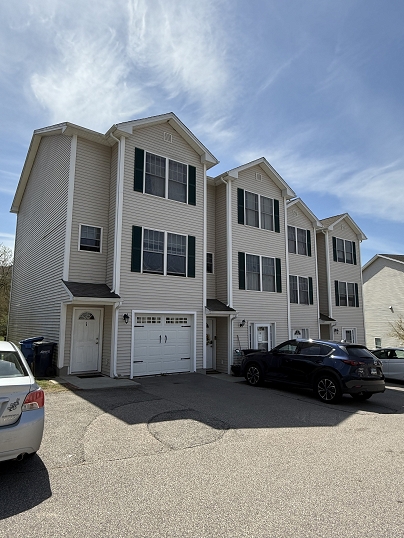 41 Palmer St Unit 1, Norwich, CT 06360 United States