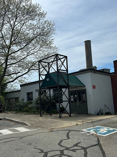 68 Thermos Ave Unit 410E, Norwich, CT 06360 United States