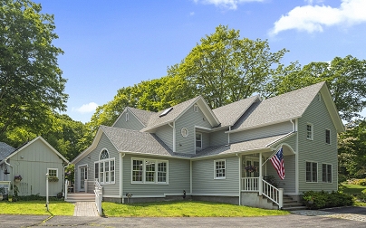 4 Johnny Cake Hill Rd, Old Lyme, CT 06371 United States
