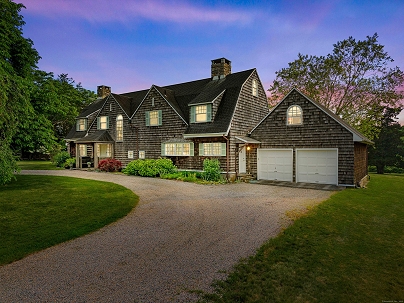 92 Shore Rd, Waterford, CT 06385 United States