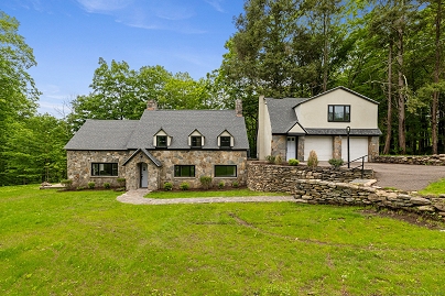 64 Long Hill Rd, Andover, CT 06232 United States