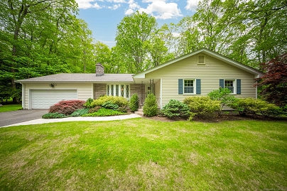 26 Converse Rd, Bolton, CT 06043 United States