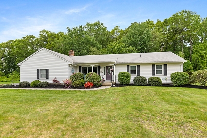 19 Ridgeview Dr, Ellington, CT 06029 United States