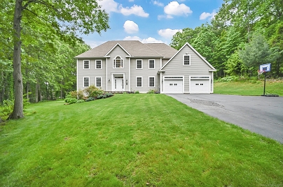 5 Jonathan Dr, Ellington, CT 06029 United States