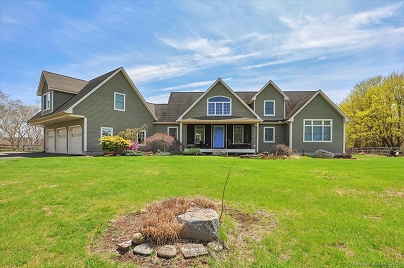 8 Tyler Dr, Ellington, CT 06029 United States