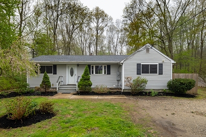 126 Hillcrest Dr, Hebron, CT 06231 United States