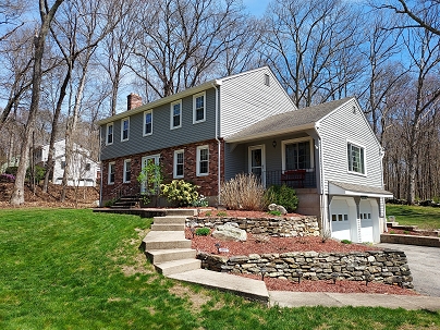 43 Attawanhood Trl, Hebron, CT 06231 United States