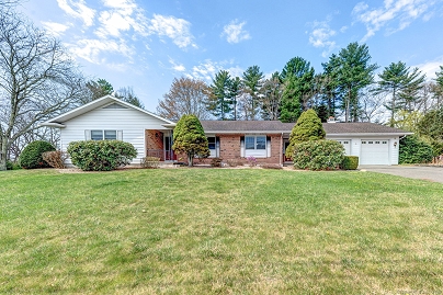 3 Clear View Dr, Mansfield, CT 06250 United States