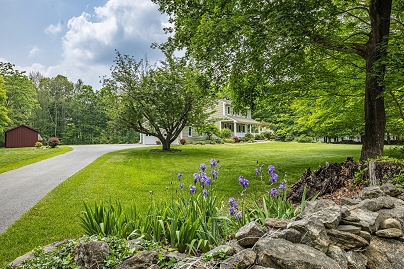 47 Davis Rd, Mansfield, CT 06268 United States