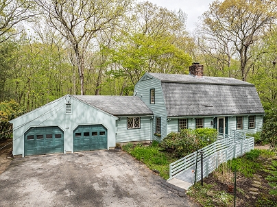 74 Lynwood Rd, Mansfield, CT 06268 United States
