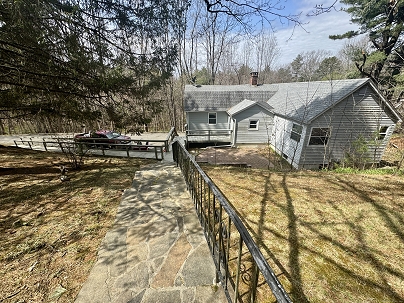 23 Village Hill Rd, Stafford, CT 06076 United States
