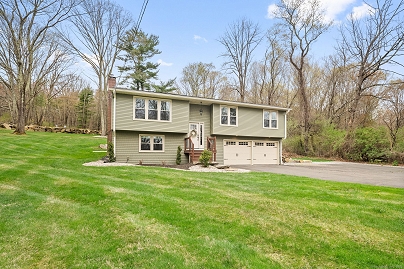 113 Old Stafford Rd, Tolland, CT 06084 United States