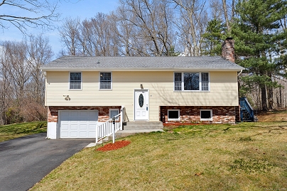 9 Hillcrest Dr, Tolland, CT 06084 United States