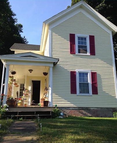57 Grand Ave, Vernon, CT 06066 United States
